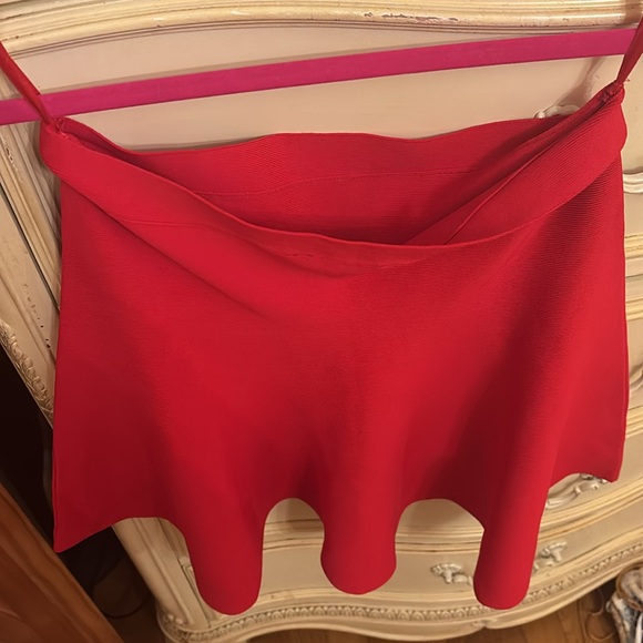 NWOT BCBG red flare midi skirt ! - Picture 4 of 4
